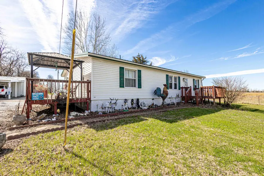 11370 E Zaring Rd, Columbia, MO 65202 - #2