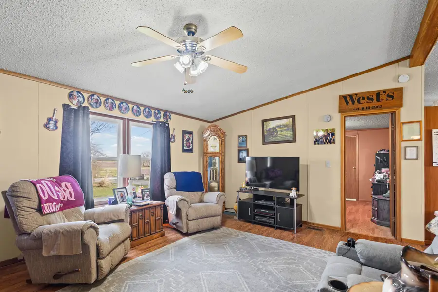 11370 E Zaring Rd, Columbia, MO 65202 - #3