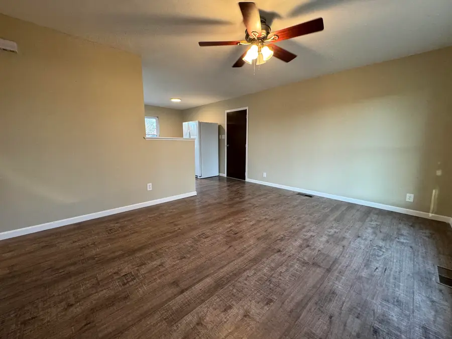 401 Fulton Ave, Moberly, MO 65270 - #2