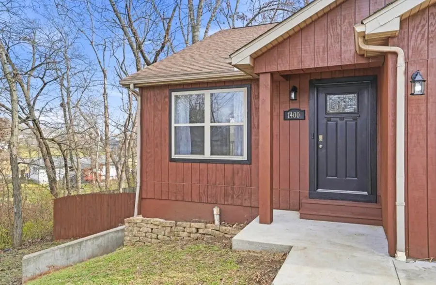 1400 Marbrooke Dr, Fulton, MO 65251 - #2