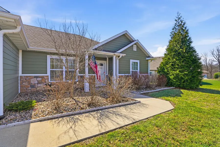 7630 Golden Willow Dr, Columbia, MO 65202 - #3