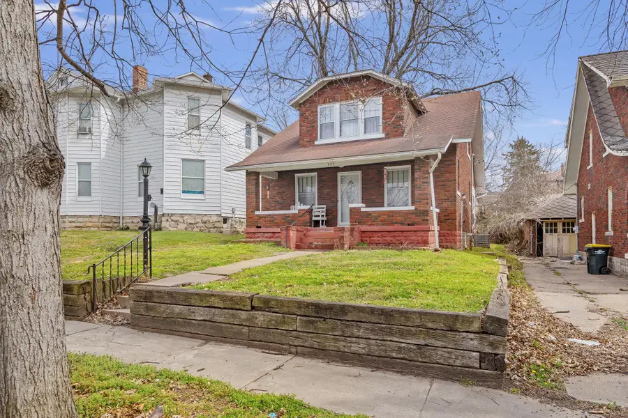 702 4th St, Boonville, MO 65233 - #3