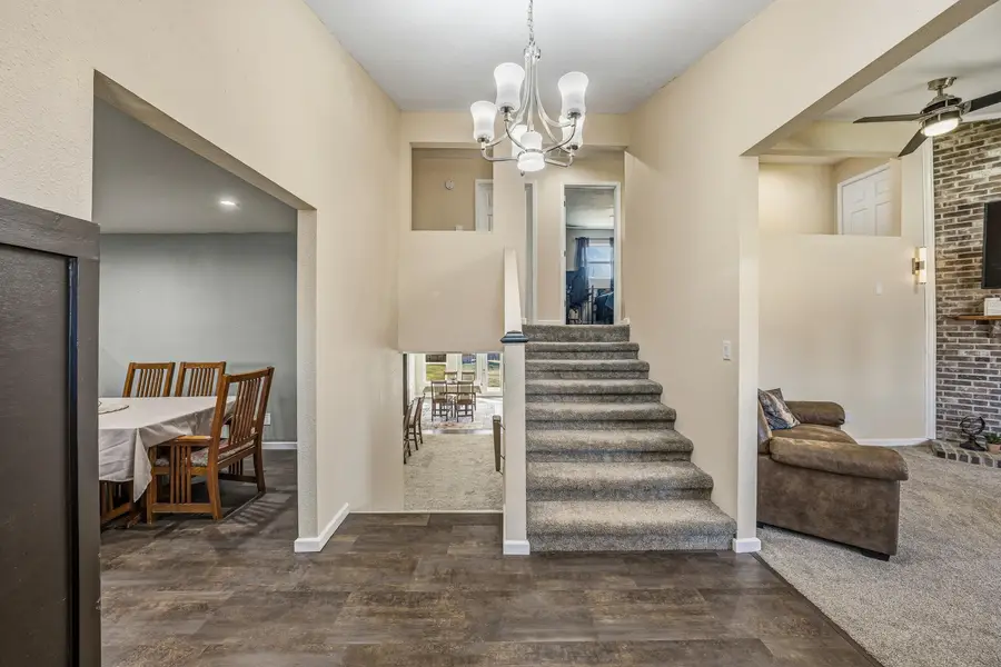 7901 N Cavendish Ct, Columbia, MO 65202 - #3