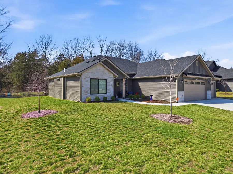 5801 Harvest Leaf Dr, Columbia, MO 65202 - #2