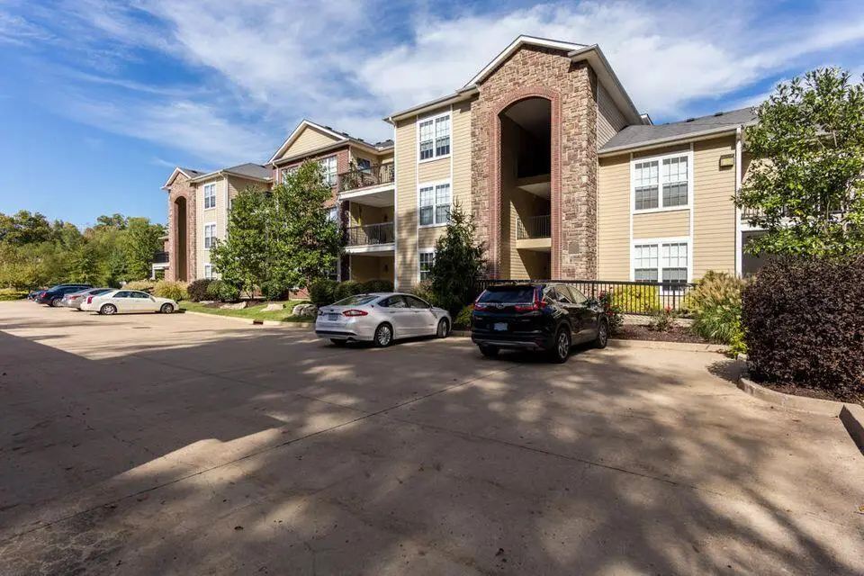 4100 W Worley St #106, Columbia, MO 65203 - #1