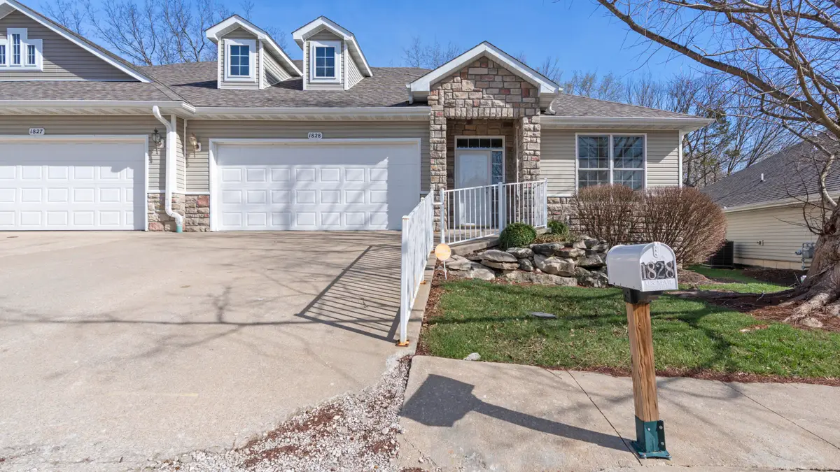 1828 Scarborough Dr, Columbia, MO 65201 - #1