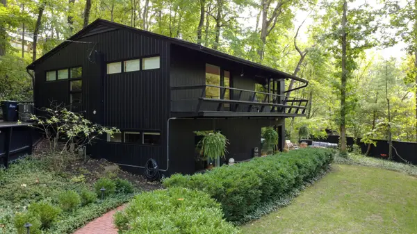 1402 W Rollins Rd, COLUMBIA, MO 65203