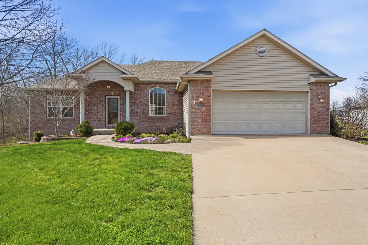 5301 Tall Tree Ct, Columbia, MO 65202 - #1