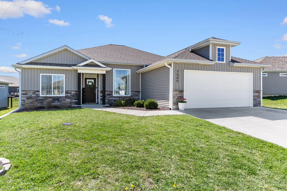 7405 S Lavender Dr, Columbia, MO 65203 - #1