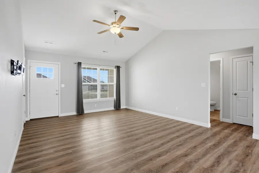 5709 Geyser Blvd, Columbia, MO 65202 - #3