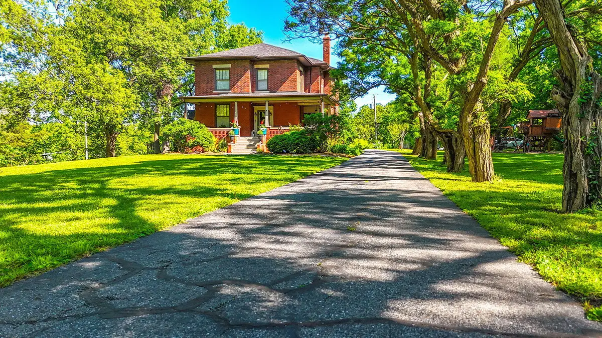709 Gilman St, Moberly, MO 65270 - #1