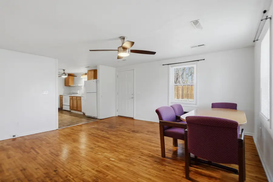 400 Auburn Ln, Columbia, MO 65203 - #3