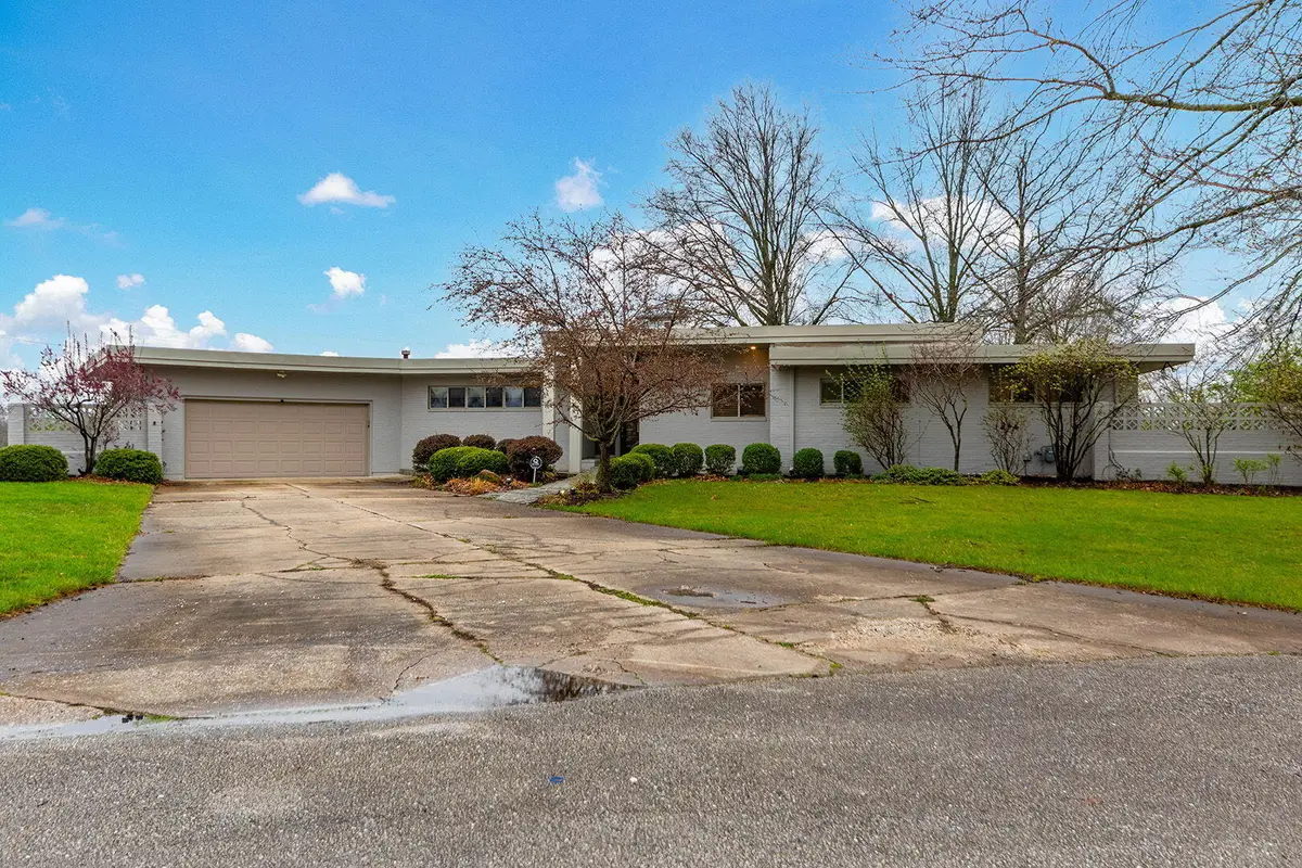 8 Melody Ln, Mexico, MO 65265 - #1