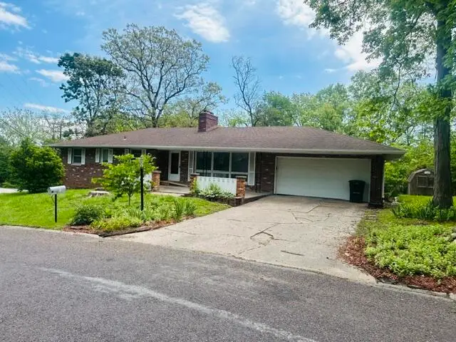 2 Herring Dr, Fulton, MO 65251 - #1