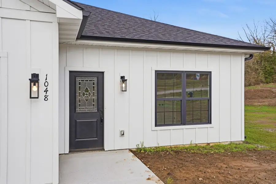 1048 Stonehaven Dr, Boonville, MO 65233 - #2