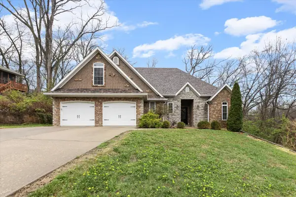 3223 Victoria Ct, JEFFERSON CITY, MO 65109