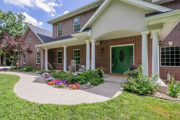 5860 E Osage Ridge Ln, COLUMBIA, MO 65201