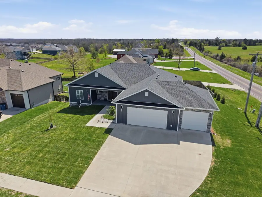 100 Peterson Ln, Ashland, MO 65010 - #3