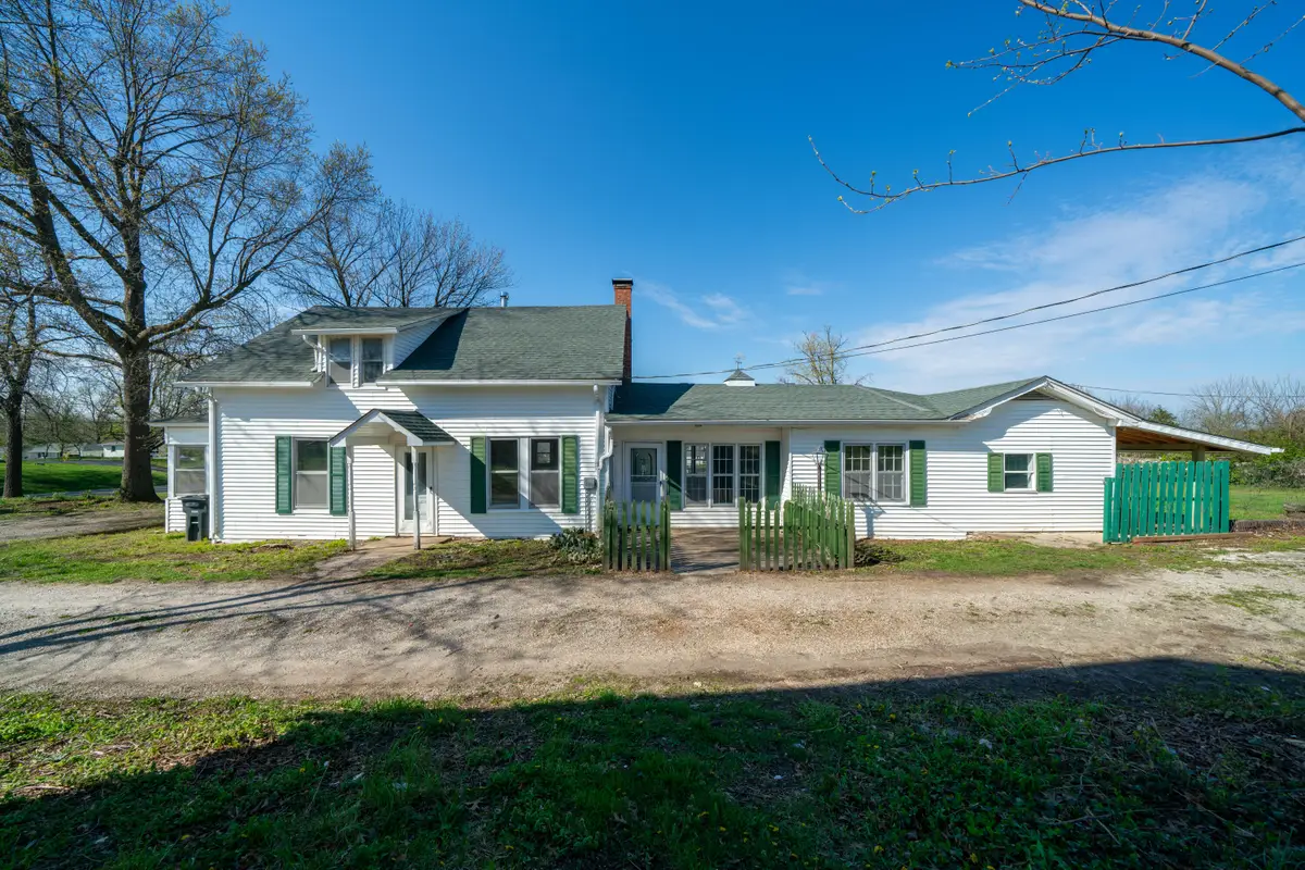 820 Mokane Rd, Fulton, MO 65251 - #1