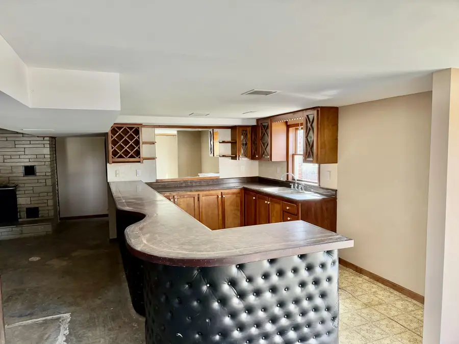 401 Vassar St, Bunceton, MO 65237 - #2