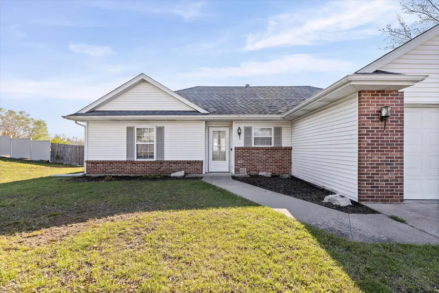 4880 N Sandker Ct, Columbia, MO 65202 - #3