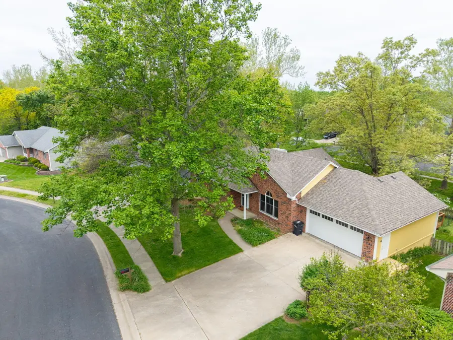 1609 Pickard Way, Columbia, MO 65203 - #3