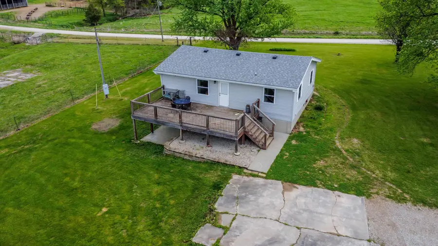 10269 County Road 471, Tebbetts, MO 65080 - #3