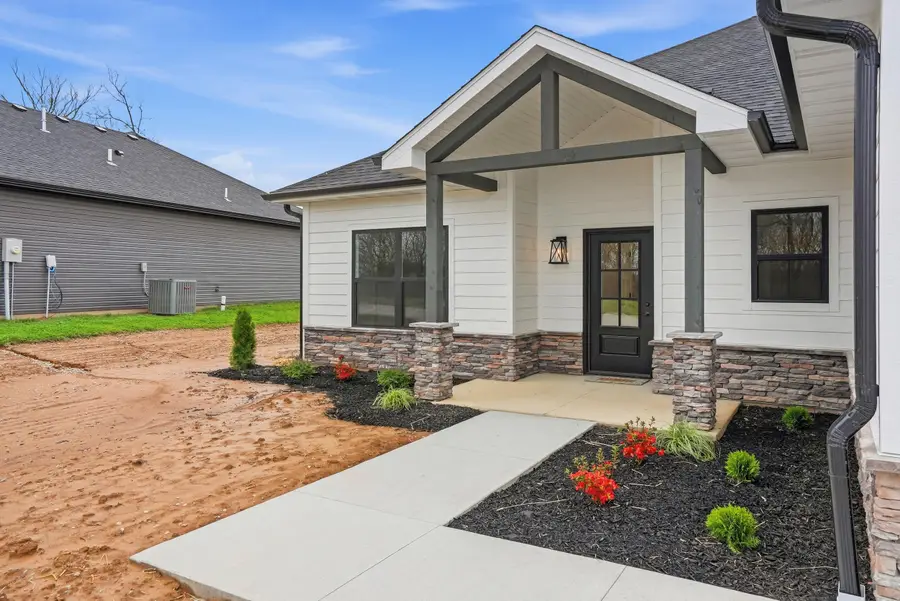 1332 Kiowa Ct, Boonville, MO 65233 - #3