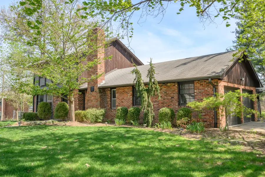 108 Defoe Ct, Columbia, MO 65203 - #2