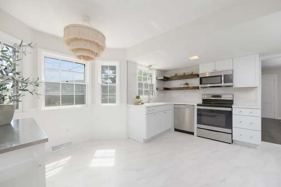 108 Defoe Ct, Columbia, MO 65203 - #3