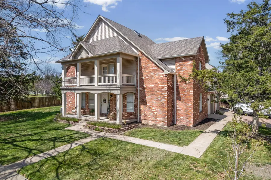 102-1 E Green Meadows Rd, Columbia, MO 65203 - #2