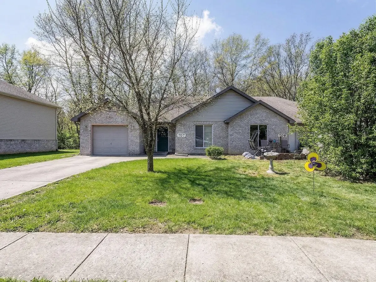 707-709 Wolf Trail, Columbia, MO 65201 - #1