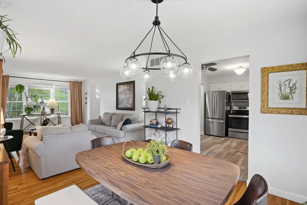 1510 Bald Hill Rd, Jefferson City, MO 65101 - #1