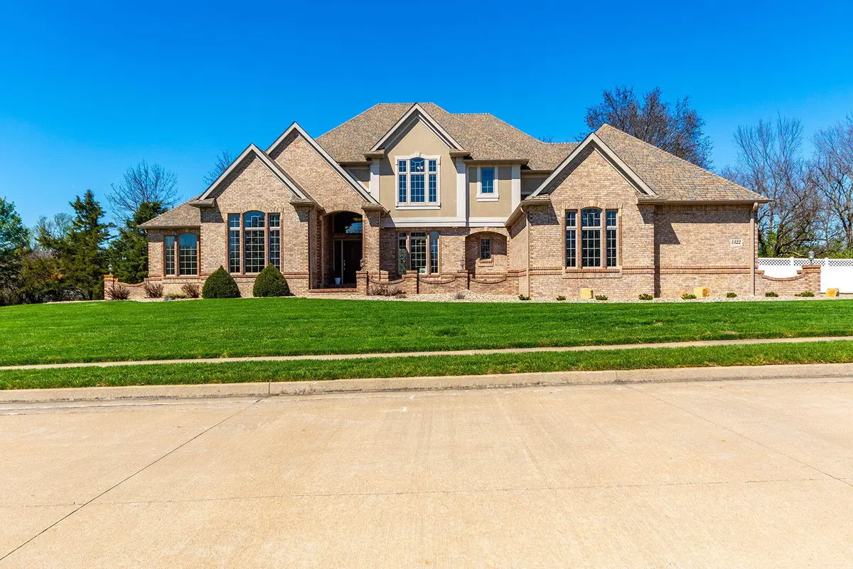 1322 Ryan Dr, Centralia, MO 65240 - #1