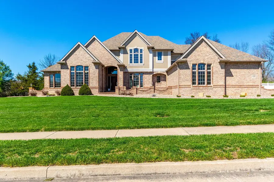 1322 Ryan Dr, Centralia, MO 65240 - #2