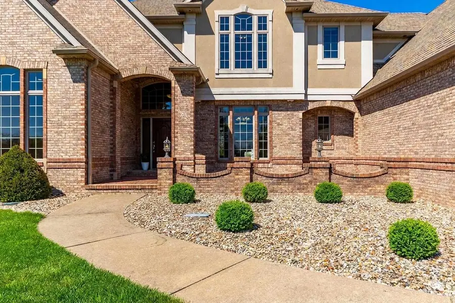 1322 Ryan Dr, Centralia, MO 65240 - #3