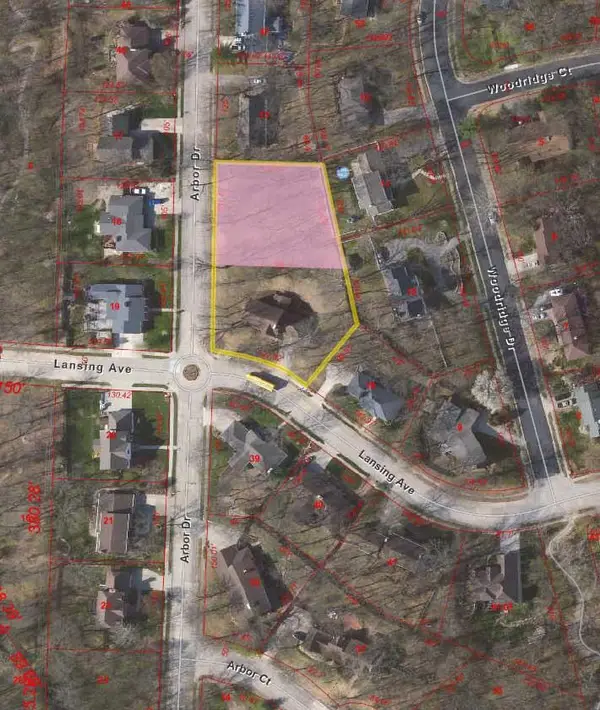 Arbor Dr, COLUMBIA, MO 65201