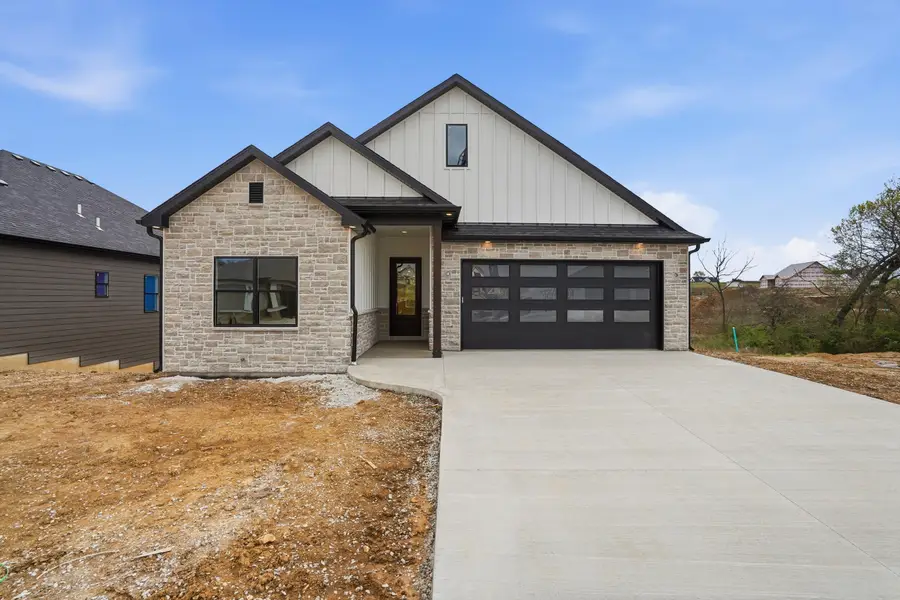 5212 Whisper Dr, Columbia, MO 65203 - #2