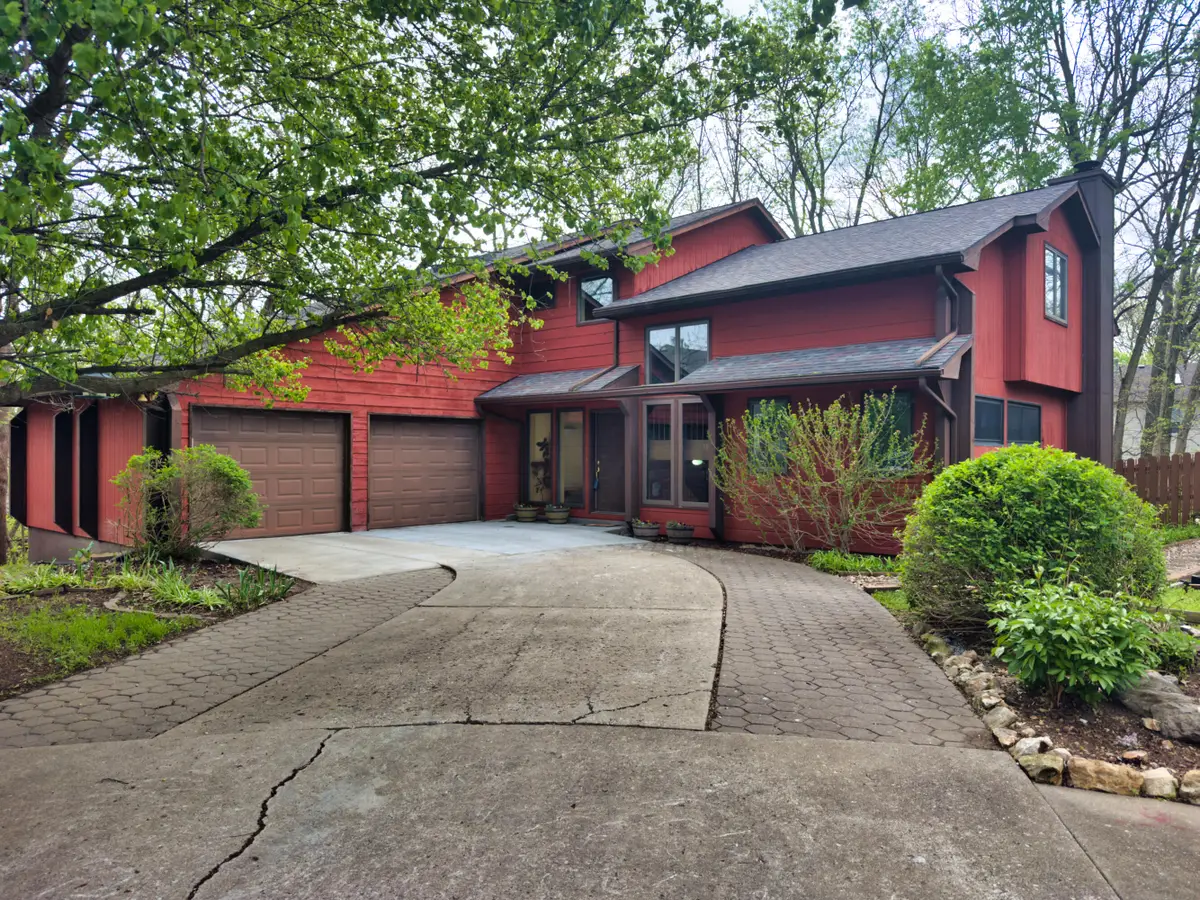 2208 Oak Cliff Dr, Columbia, MO 65203 - #1