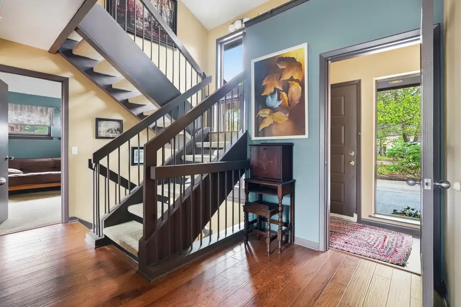 2208 Oak Cliff Dr, Columbia, MO 65203 - #2