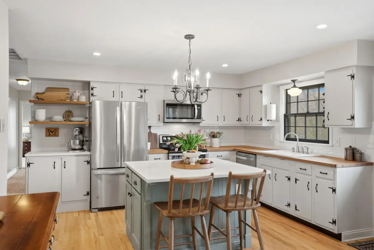 1605 Stanford Dr, Columbia, MO 65203 - #1