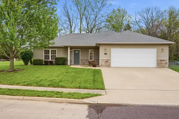 5290 N Burning Bush Rd, COLUMBIA, MO 65202