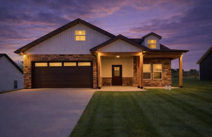 779 Vine Dr, Holts Summit, MO 65043 - #2