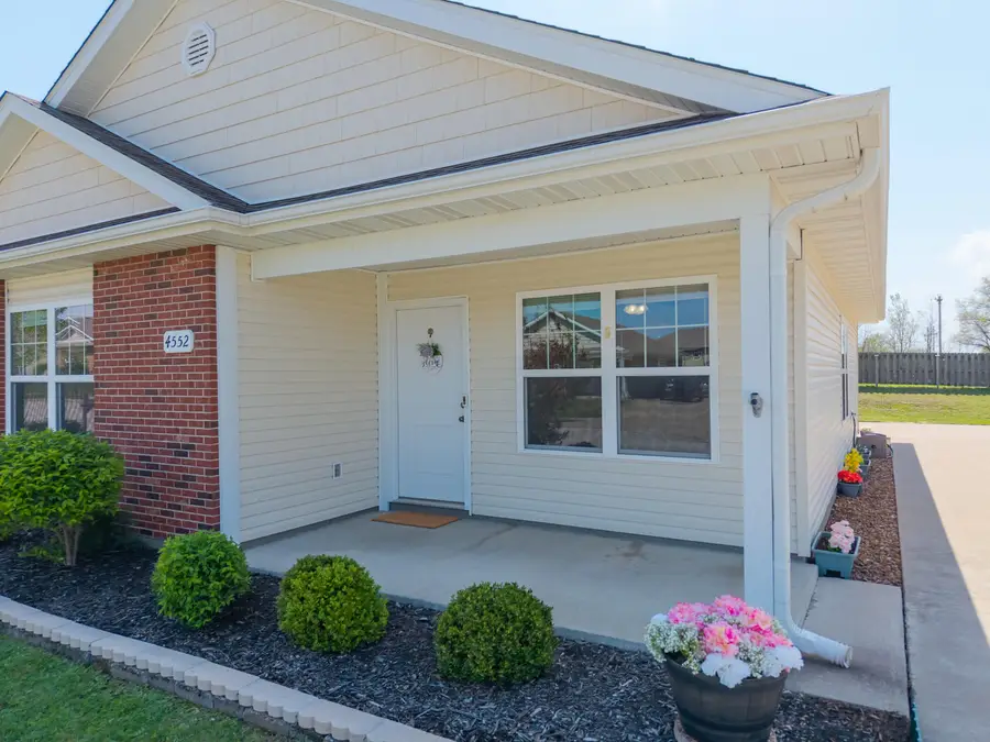 4552 E Brynleigh Ct, Columbia, MO 65202 - #2