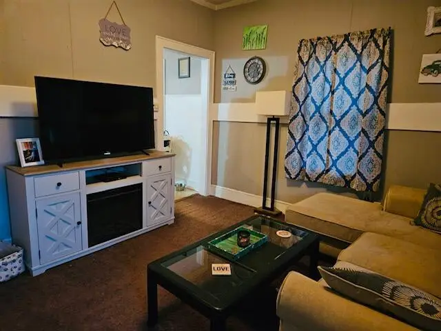 402 Saint Francis St, Fulton, MO 65251 - #3