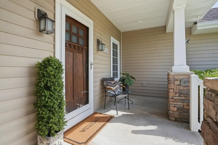 2200 Corona Rd, Columbia, MO 65203 - #3