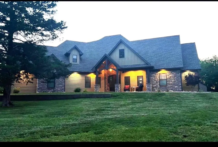 2121 E Nashville Church Rd, Ashland, MO 65010 - #2