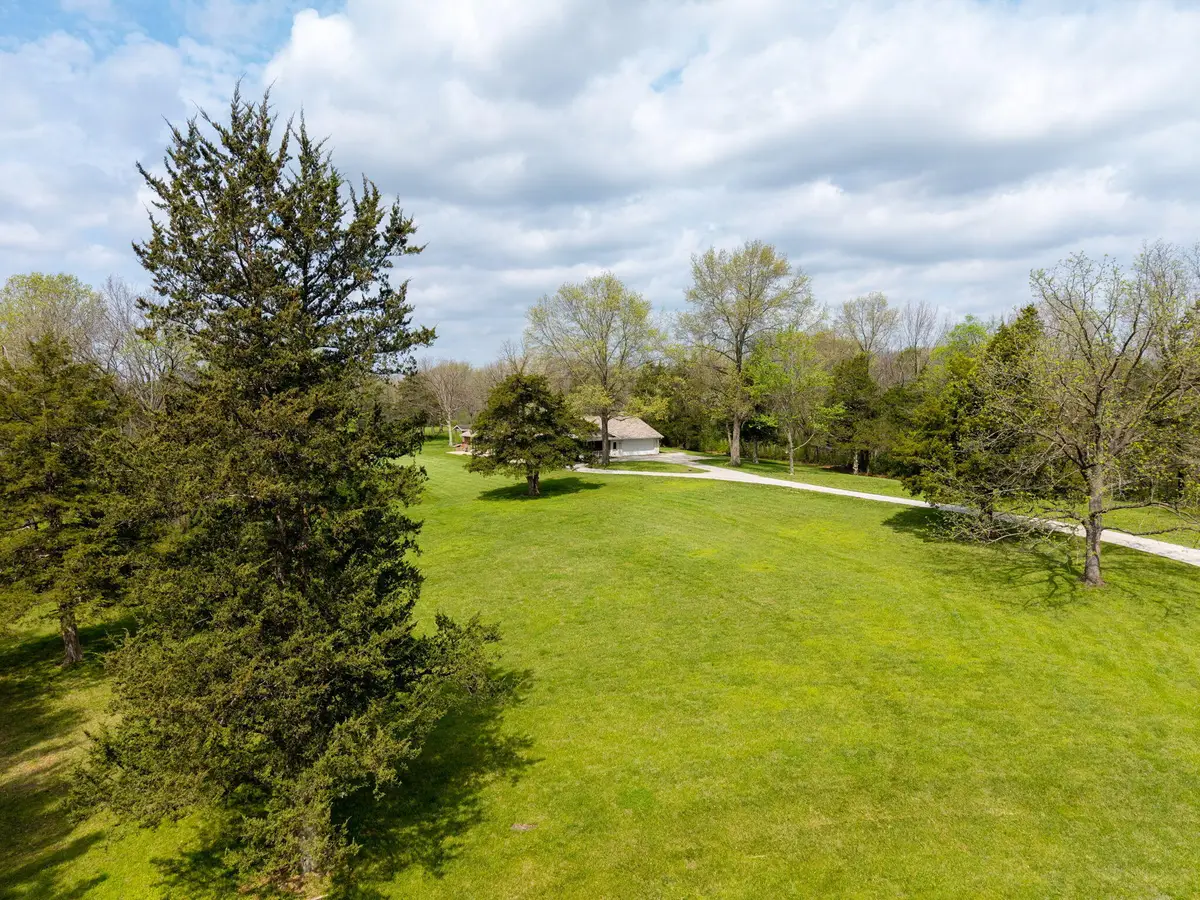 801 S Johnmeyer Ln, Columbia, MO 65203 - #1