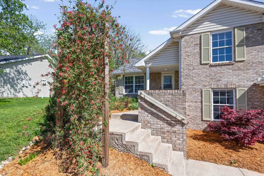 1405 Man O War Dr, Columbia, MO 65202 - #3