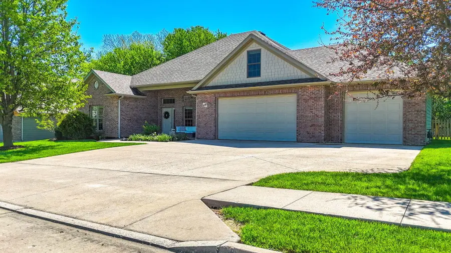 5010 Newbury Way, Columbia, MO 65203 - #2